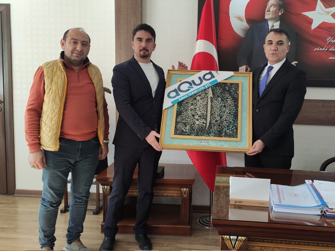 aQua Tarım ve Ürünleri | Türkiye-aqua-tarim-sirket-yetkilileri-ali-gul-ve-servet-kafali-il-mudurumuz-duran-secen-i-makaminda-ziyaret-etti